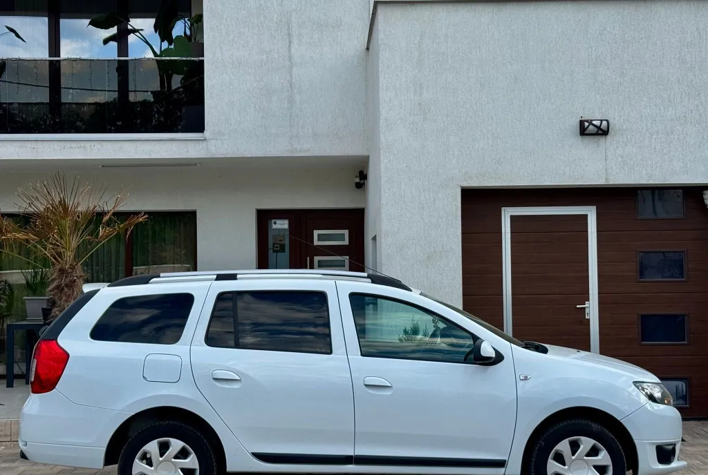 Dacia Logan Mcv 1 5 Dci Laureat 3 700 eur