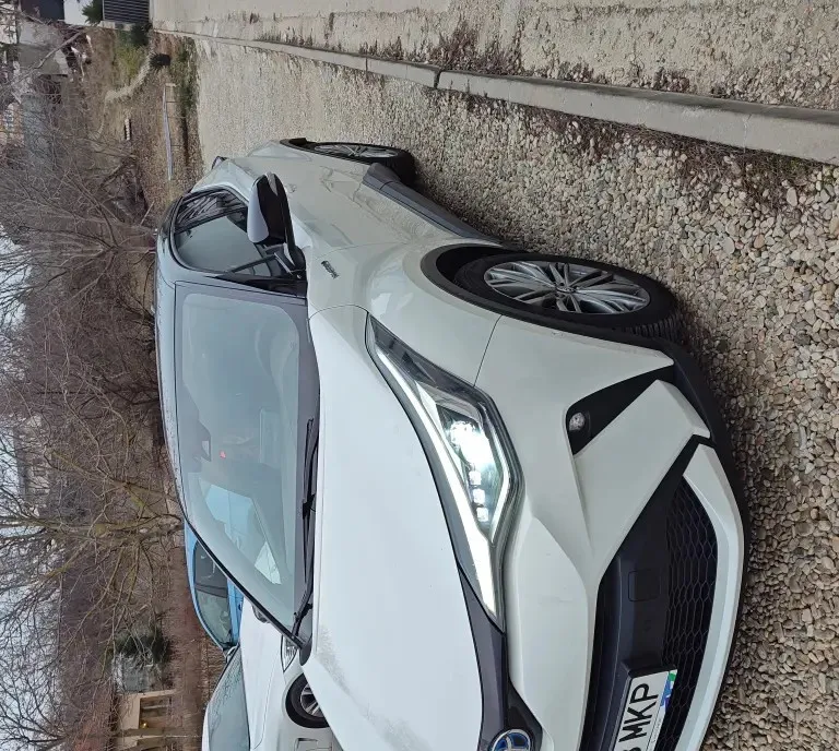Toyota C-HR 2 0 Classy Bi-Tone 22 500 eur