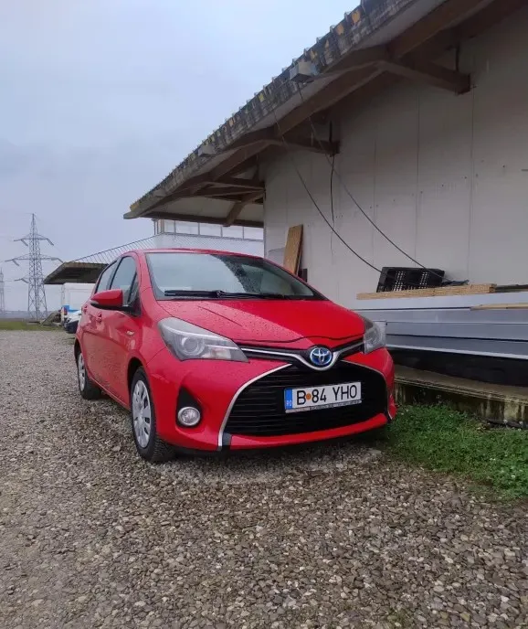 Toyota Yaris 07 2017 1 5 Hybrid 9 200 eur