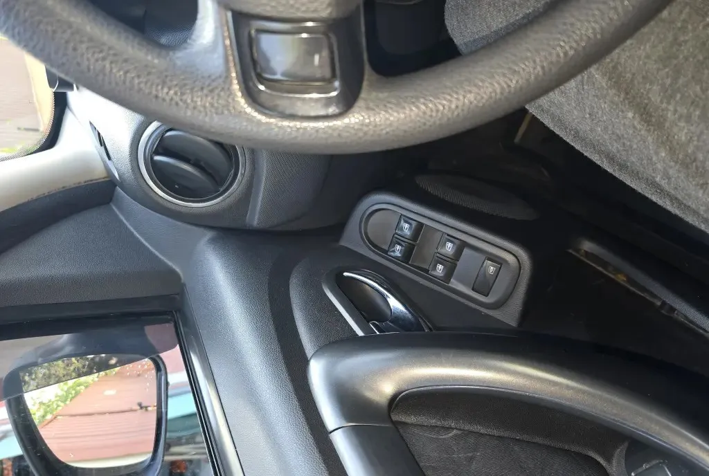 Dacia Duster 2015 1 5 dCi 4x4 Editie Flota Petrom -Scuturi Otel Icirc naltata Factory 8 500 eur