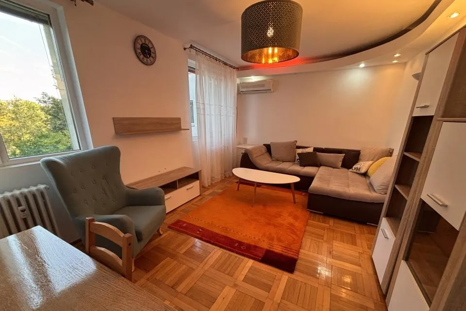 Aleea Circului 500 m de Metrou Stefan cel Mare 2 camere