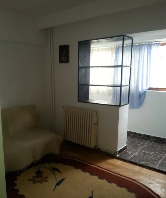 Apartament 4 camere brd Piata Mare etaj 2