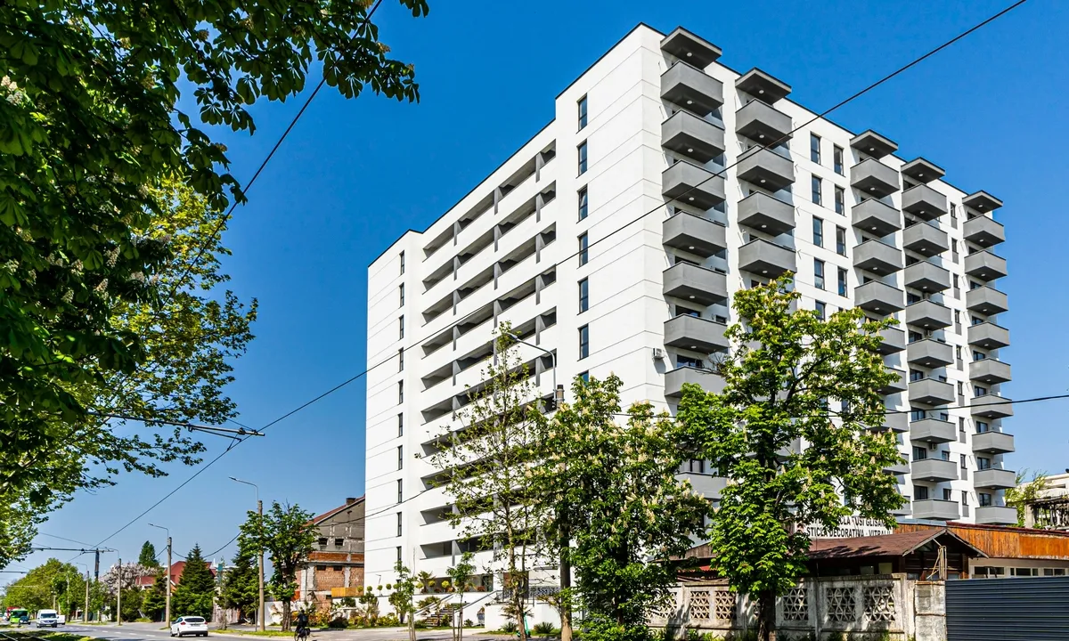 Preciziei 2 camere 63 mp etaj 1 finalizat metrou langa bloc finisat