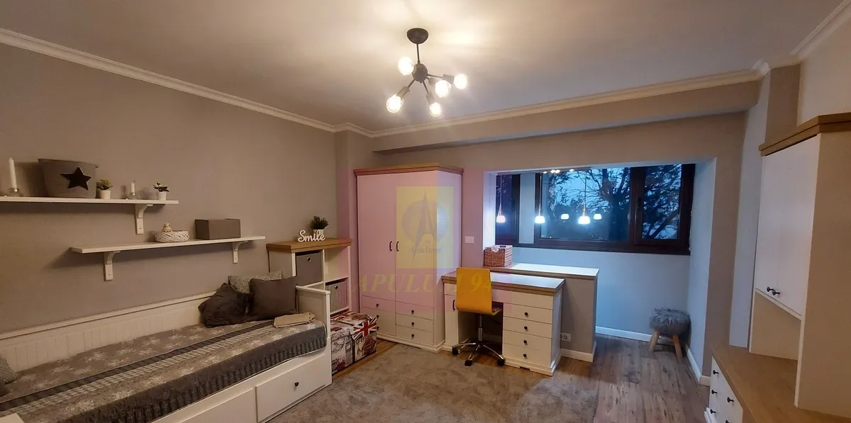 Vand apartament 3 camere Bd Libertatii