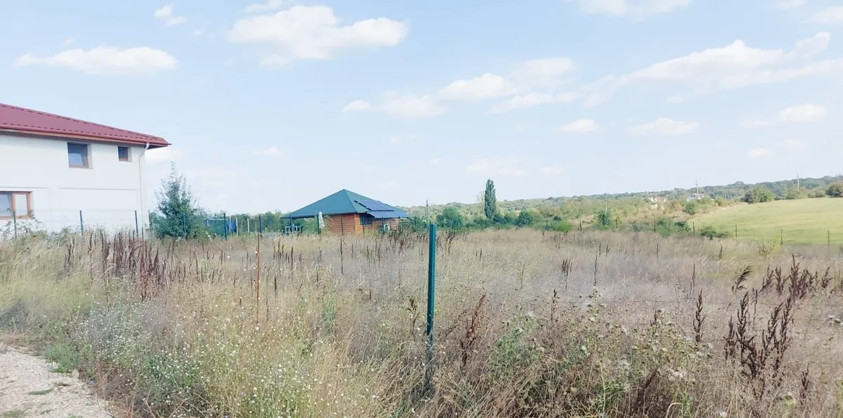 Balteni Peris Teren intravilan 800 mp
