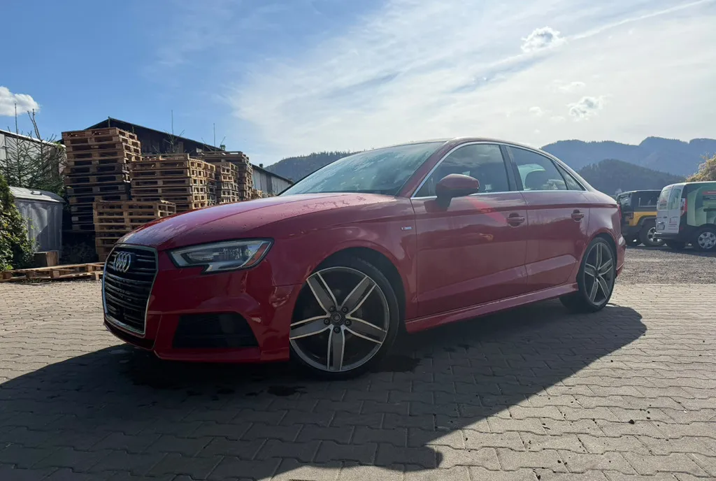Audi A3 S Line 2 0 13 500 lei