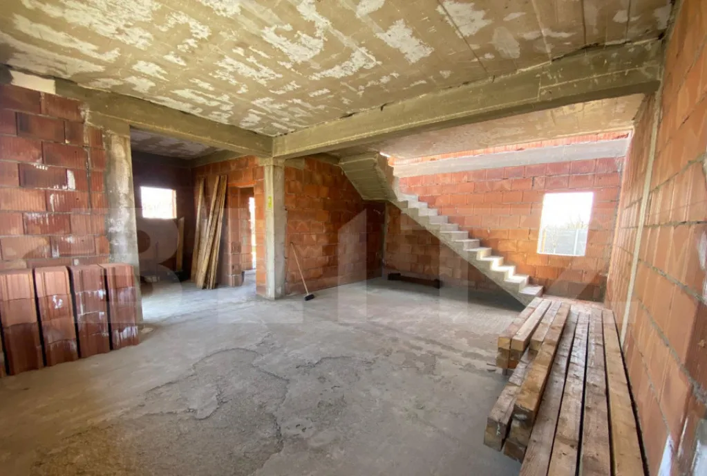 Casa individuala 4 camere 93 mp utili teren 600 mp Ursen