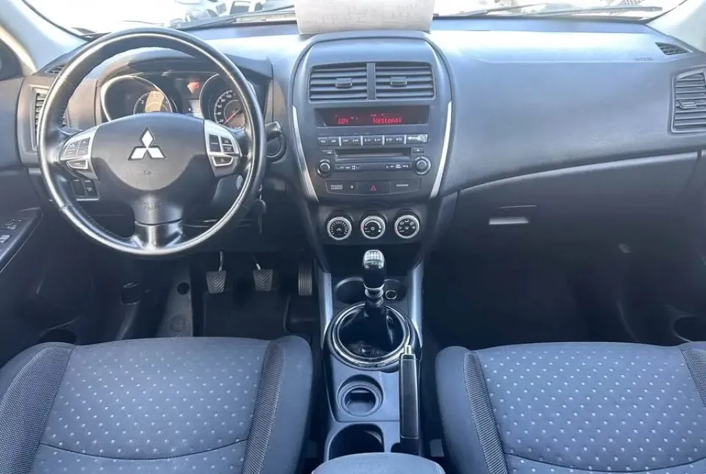 Mitsubishi ASX 1 8 DI-D 150 CP Euro 5 ECONOMIC Clima GARANTIE 12 Luni 4 999 eur