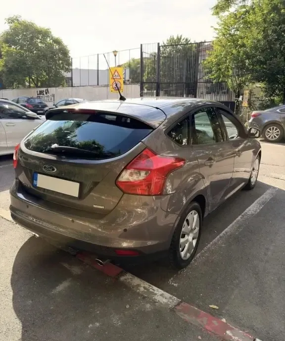 Ford Focus 1 6 EcoBoost 150 CP 2013 105 000 km reali roti vara iarna 6 490 eur
