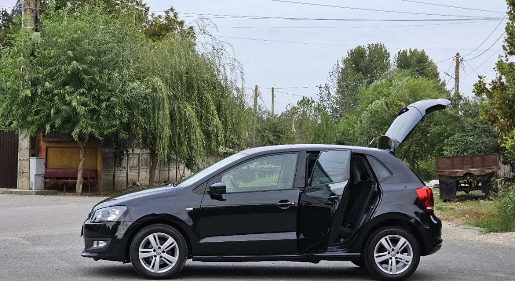 VW Polo 1 2 MPI MATCH Navi Clima Icirc ncalzire Scaune Camera 4 690 eur