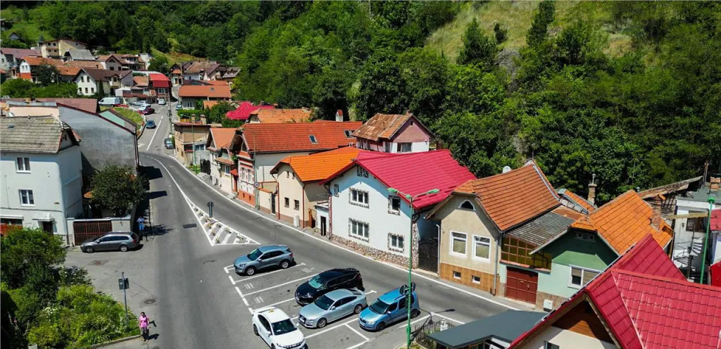Casa rezidential servicii investitional Centrul
