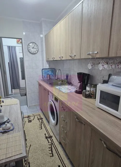 Garsoniera de vanzare in Sinaia - zona Spital