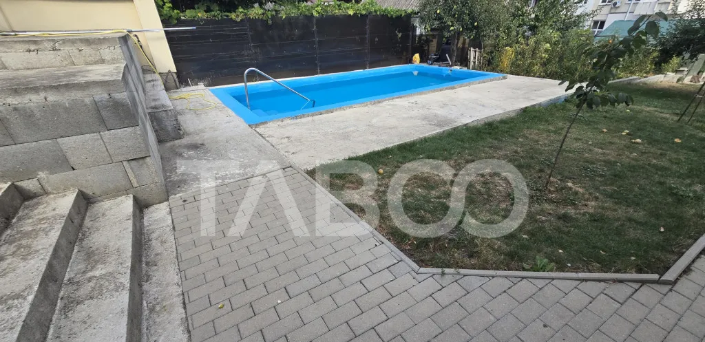Casa cu piscina 5 camere 3 bai de vanzare in Turnisor Sibiu