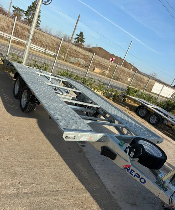 Trailer 5m fabr 2025 - ca nou 500 km rulati 3 100 eur