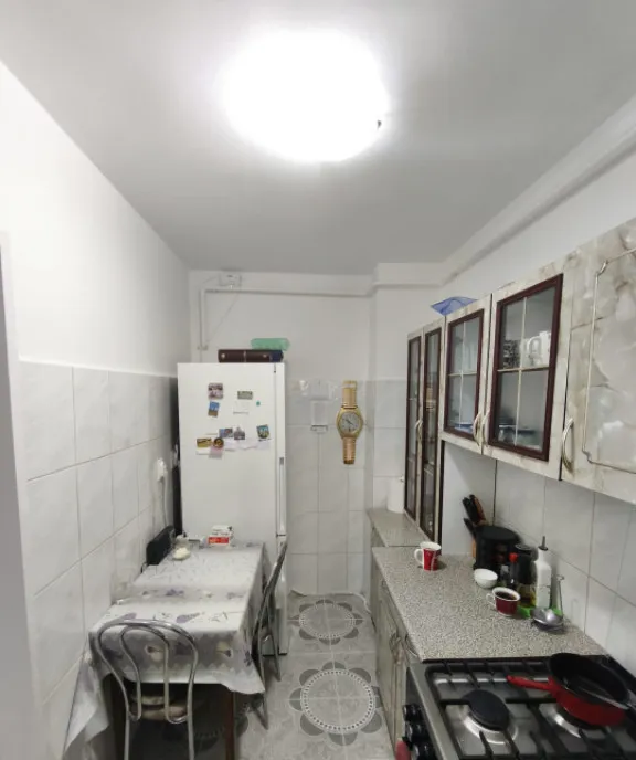 Apartament 2 camere 56 17 mp zona Aradului