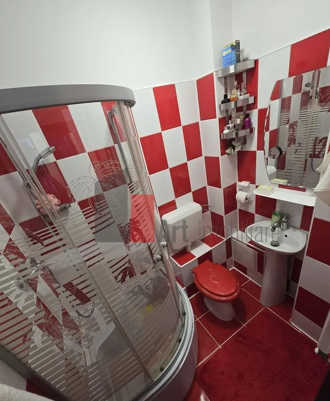 Crangasi Vindem apartament cu 3 camere