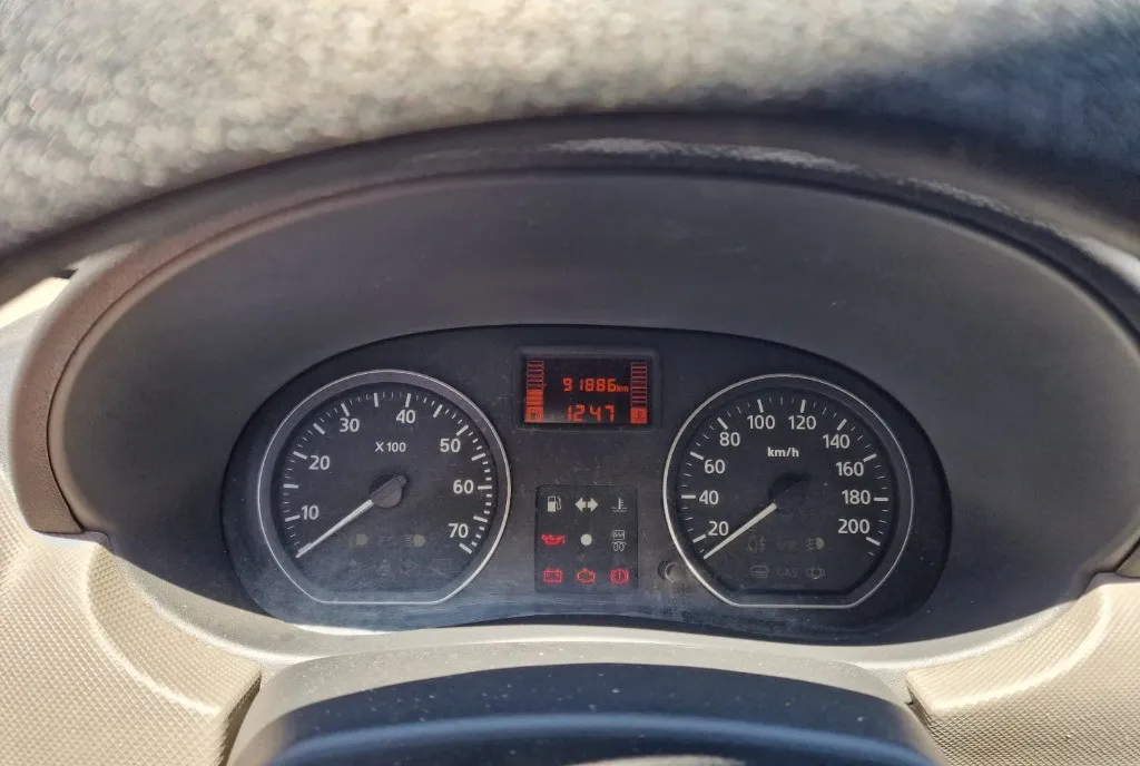 Dacia logan 1 6 Bucuresti sector 5 14 500 lei