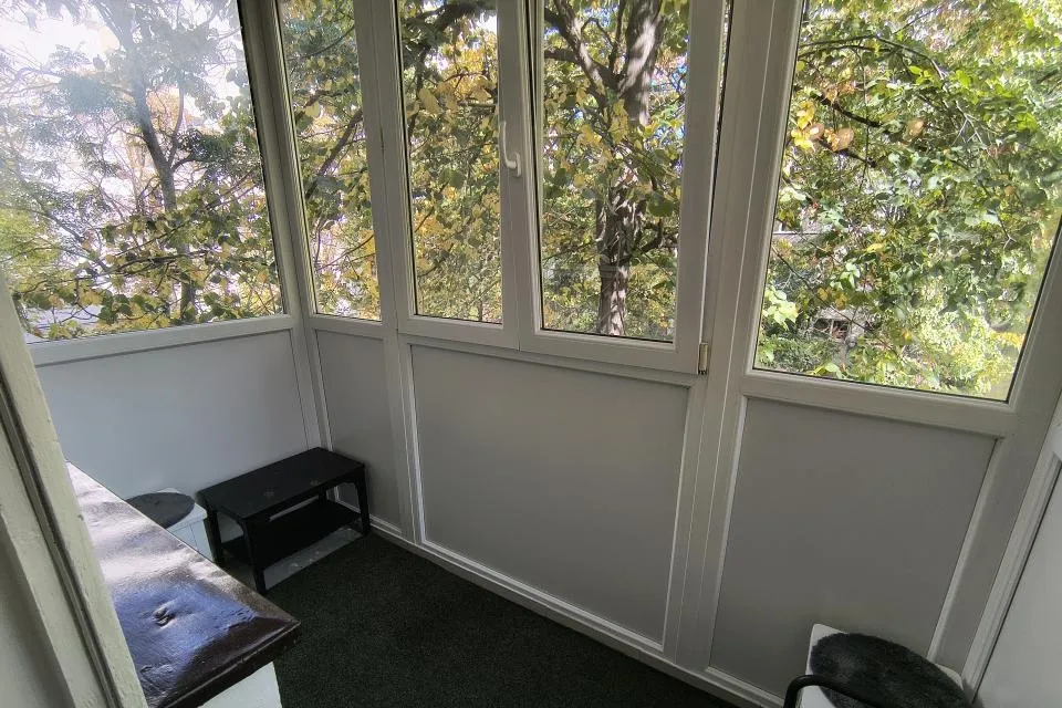 Metrou Titan Parcul ior garsoniera 37 mp balcon etaj 2