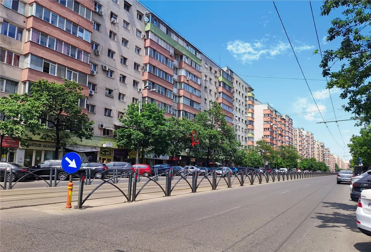 Apartament decomandat Calea Mosilor intersectia Mihai Eminescu