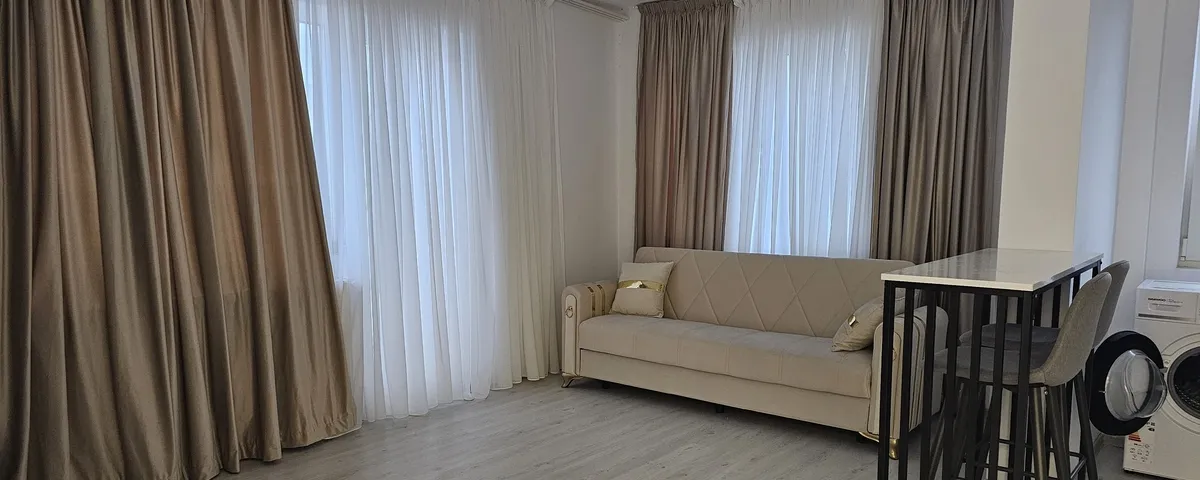 Trapezului apartament cu 2 camere terasa mare