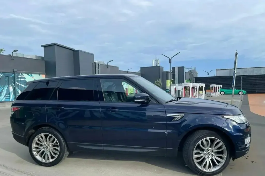 Range rover sport 11 000 eur