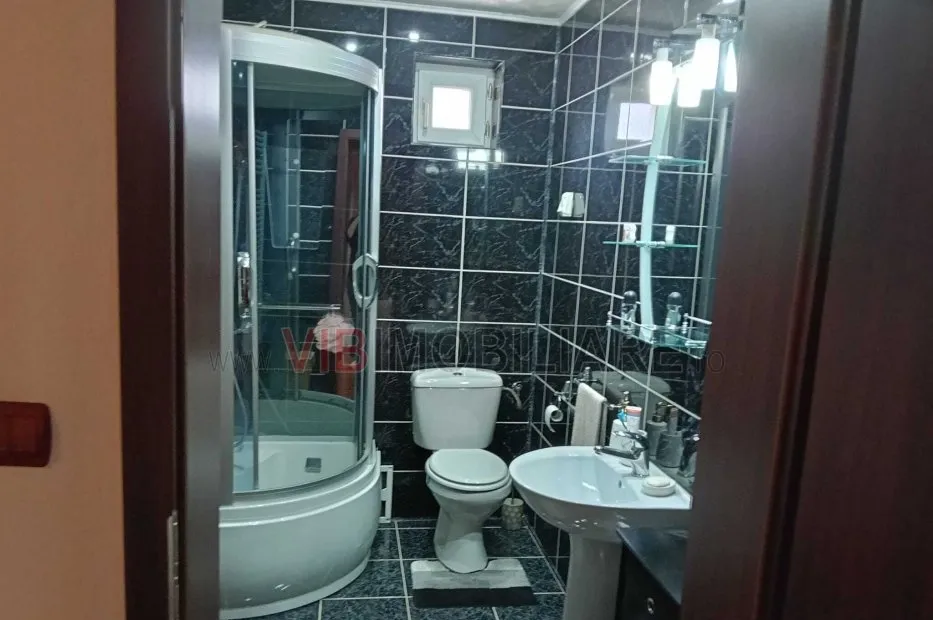 Timisoara casa 176 mp utili teren 327 mp zona Cetatii