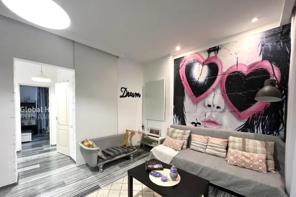 Calea Victoriei stradal 2 rooms apartment no risc building
