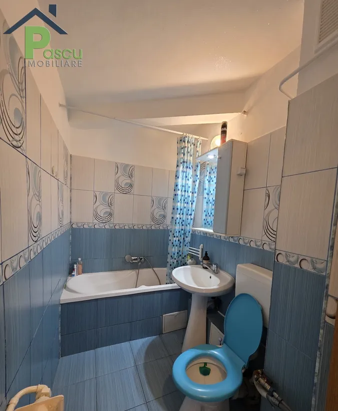 Piata Sudului Apartament 2 camere langa metrou cf I 54 mpu