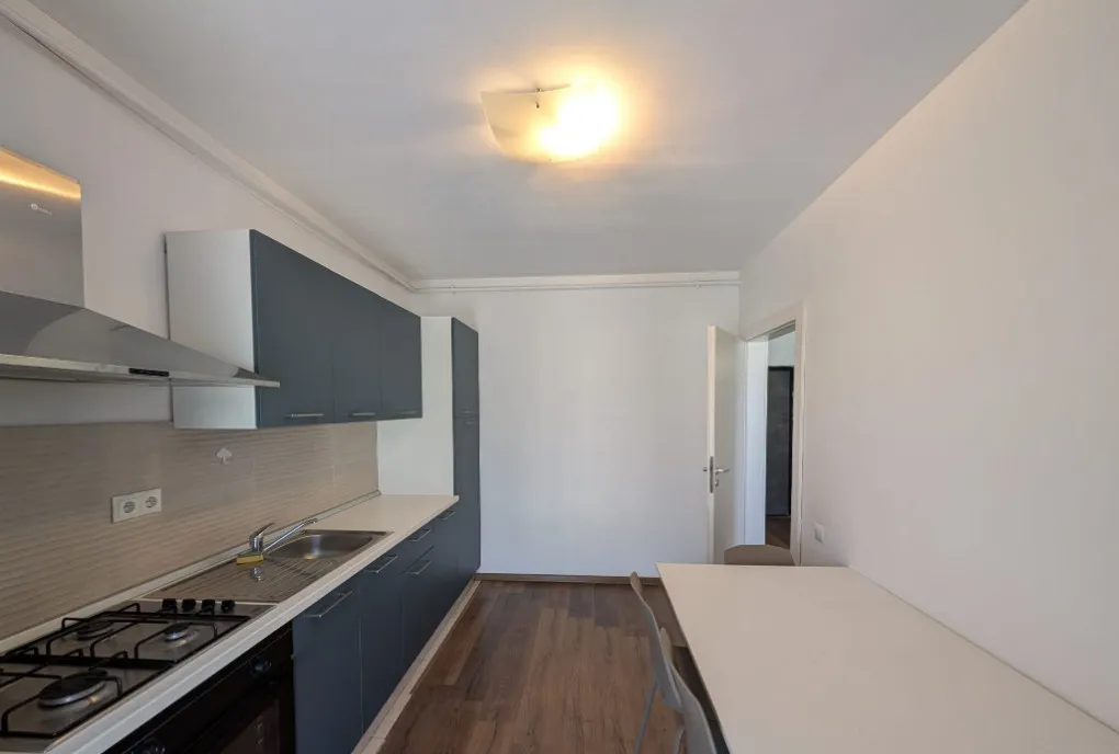 Apartament 1 camera zona eroilor bloc cu lift