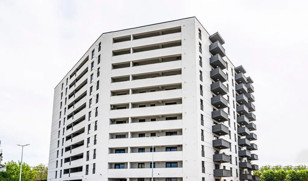 Apartament 2 Camere 57 2 mp Bloc Nou Metrou Pacii / Preciziei Militari