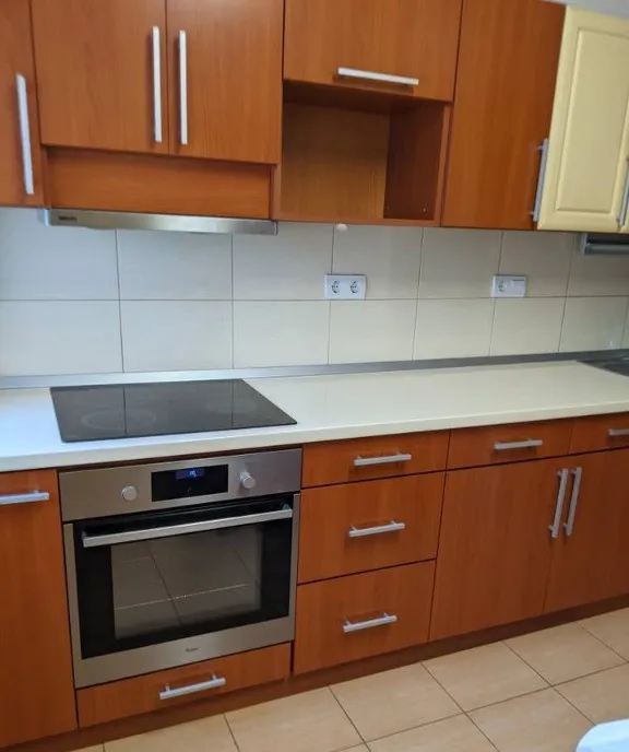 Apartament 4 camere decomandat reabilitat termic august 2026 Soarelui