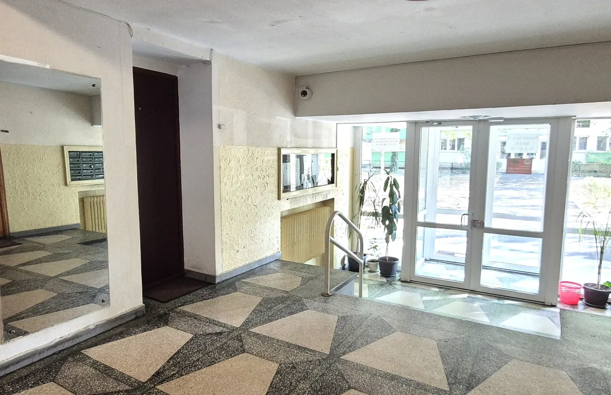 Apartament 2 camere 54mp luminos la 3 minute metrou Parc Bazilescu