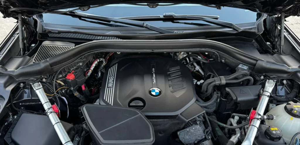 BMW X3 X-Drive Mild-Hibrid/Cockpit/LED Adaptive 21 900 eur