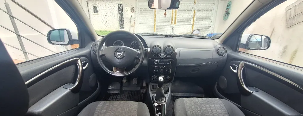Dacia Duster 1 6 16V Benzina ndash 2010 4 500 eur