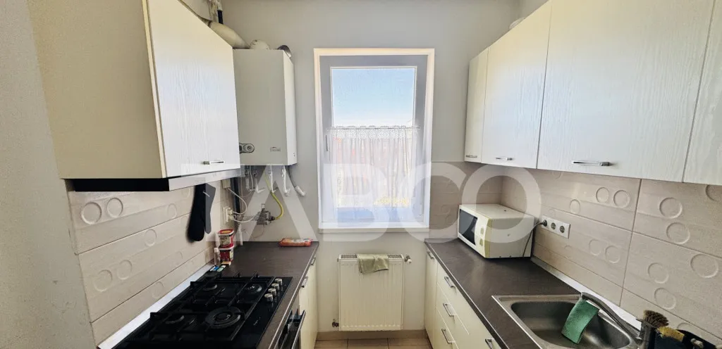 Apartament de vanzare 3 camere lift parcare bloc nou City Re
