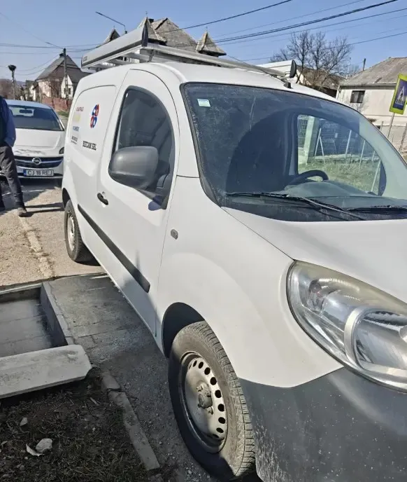 Renault Kangoo utilitara 3 600 eur
