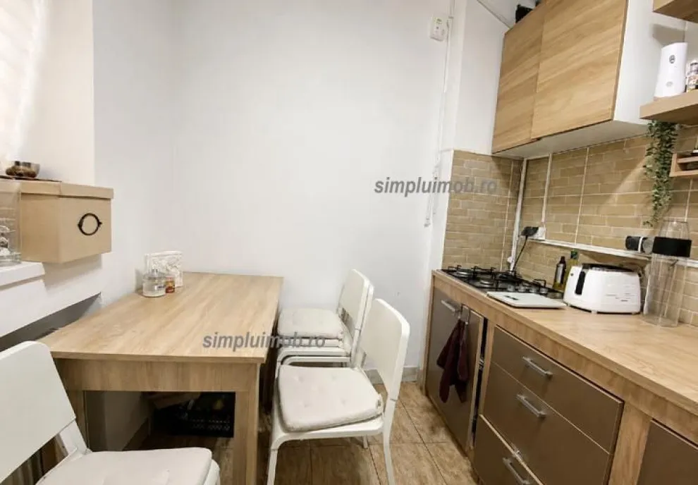 Apartament 2 camere renovat complet zona Armeneasca centrala proprie
