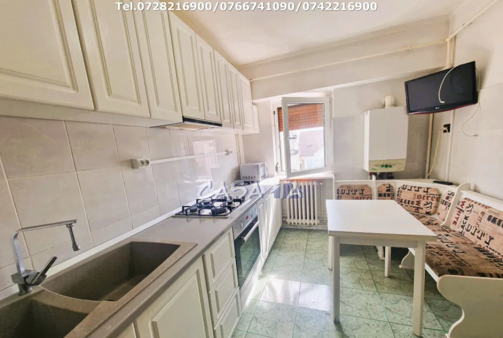 Inchiriere apartament 3 camere Targu Jiu Str 23 August