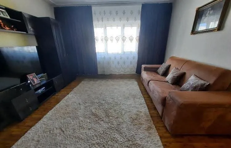 Sebastian Apartament 3 camere in zona Ion Nedeleanu 77 mp 2 bai