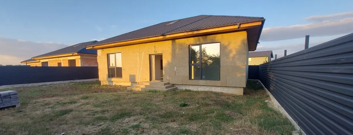 Casa cu 4 camere Peris 105 mp utili terasa generoasa