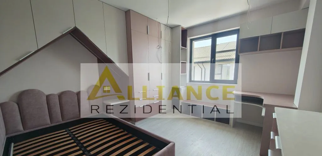 Casa premium in complex privat 135 mp utili Curte amenajata