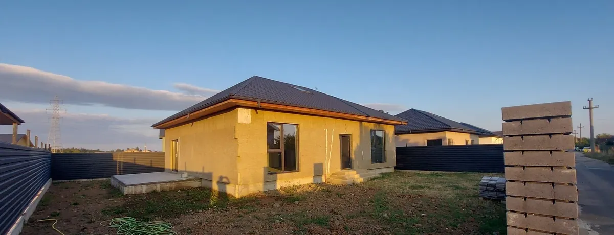 Peris Casa cu 4 camere 105 mp utili terasa generoasa