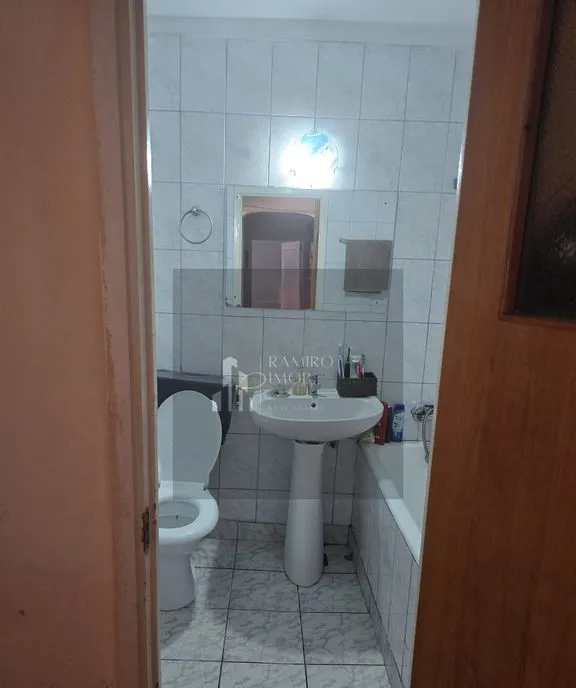 Ap 2 camere 50mp decomandat renovat bloc 1980 Soseaua Giurgiului S 4