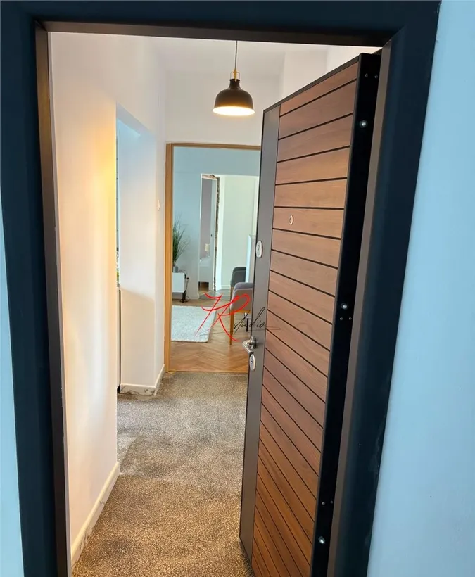 Vanzare apartament 3 camere renovate Parcul Circului