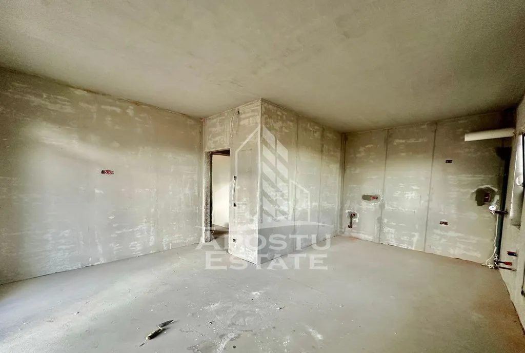 Apartament cu 3 camere 2 bai etaj 1 zona Lidl Giroc