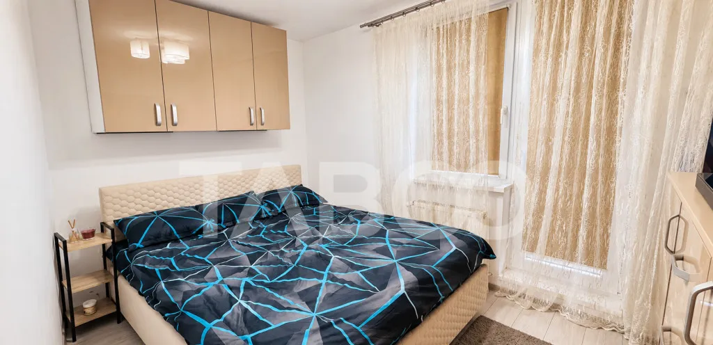 Apartament 3 camere de vanzare mobilat utilat 2 bai 1 parcar