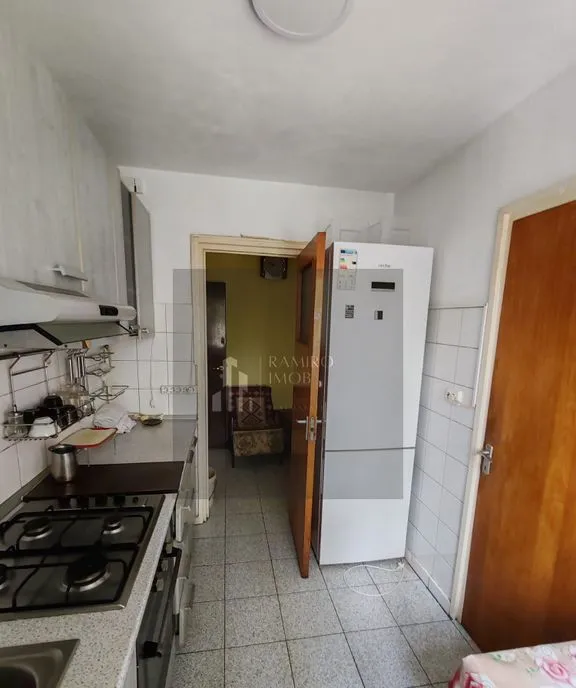 Apartament 3 camere Sector 4 Brancoveanu