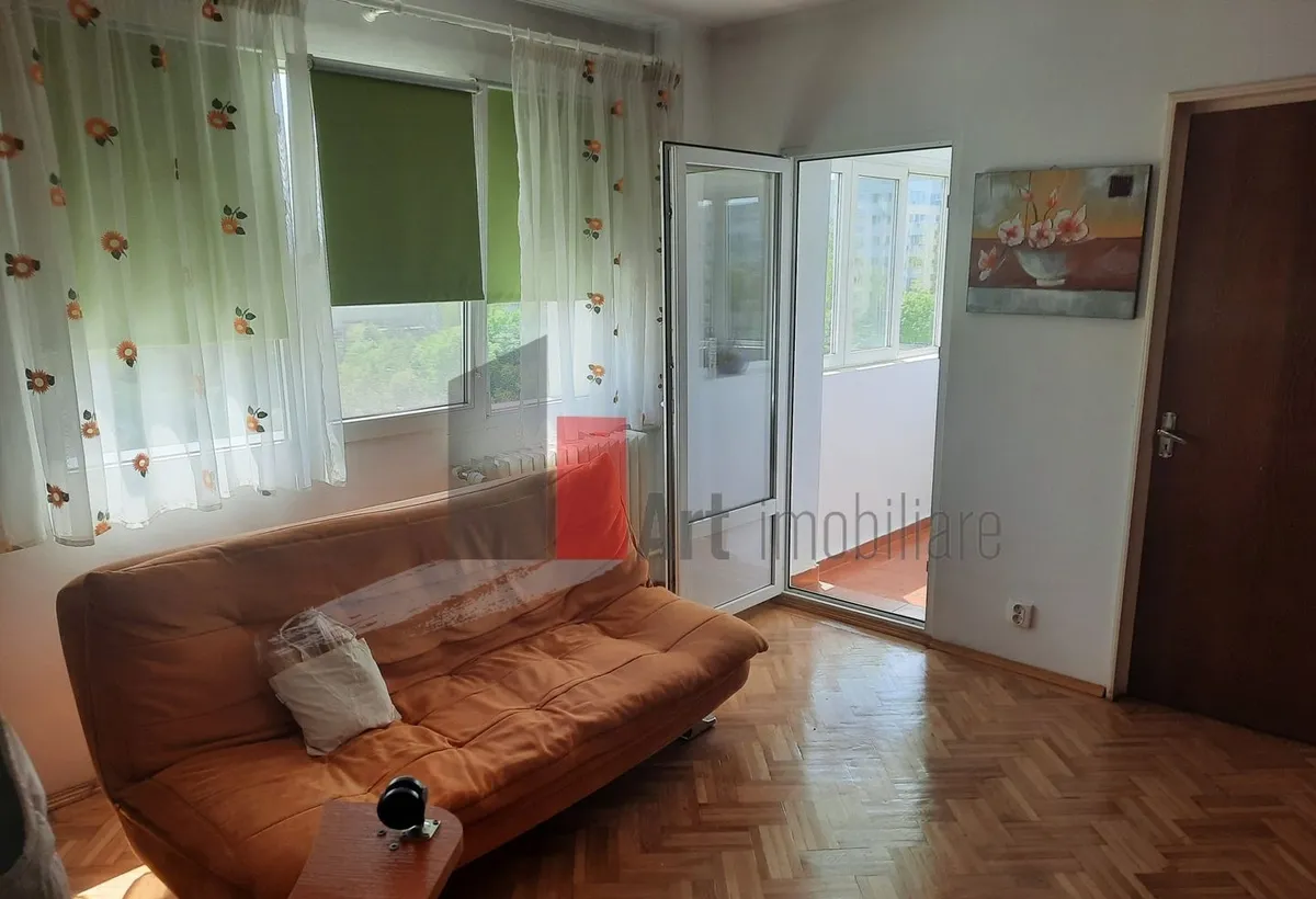 Titan metrou Titan parc ior inchiriere 2 camere