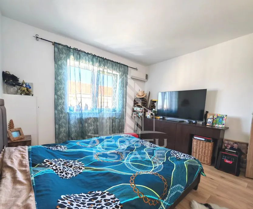 Apartament de vanzare cu 3 camere decomandat Lipovei Timisoara