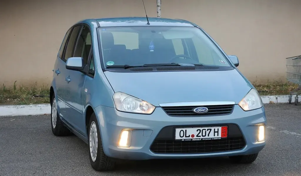 FORD C-Max Titanium 2010 1 6CDTi 90 CP E5 Climatronic LED recent adus nr Zoll 2 290 eur